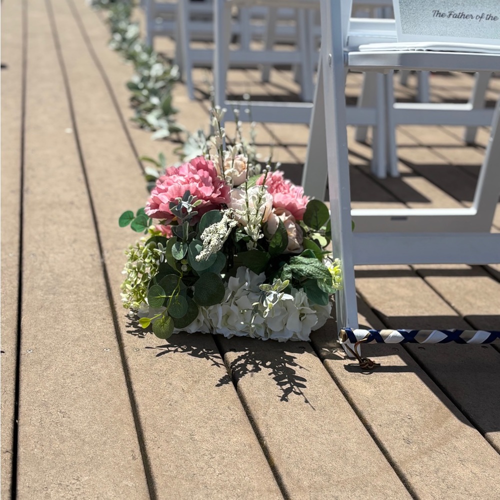 Floral Arrangement with Pink and White Flowers